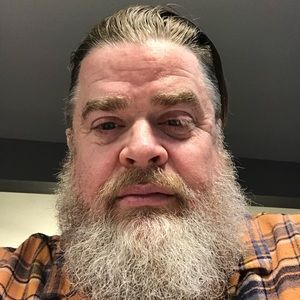 Meet your Posher, Buddy